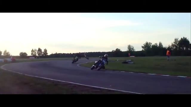 Шоссейно-кольцевые мотогонки / DRIVE 4 FUN смотреть онлайн