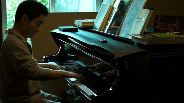 Wenyu Shen plays Chopin Etude Op.10 No.2 (fast Version) смотреть онлайн