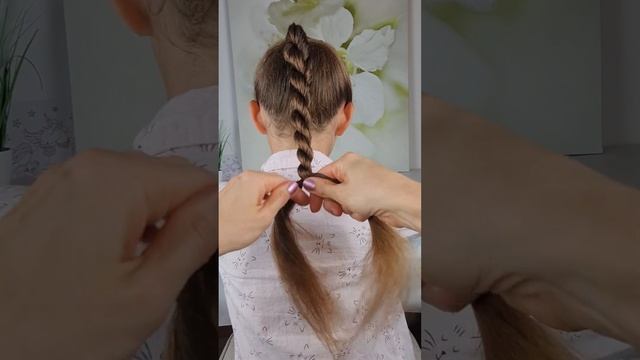 Cекрет правильного жгута из волос ? Очень быстрая эффектная прическа?♀️ смотреть онлайн
