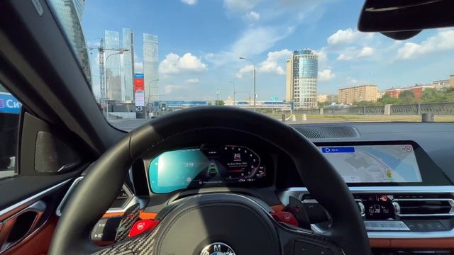 BMW M4 G82, работа BMW Driving Assistant Professional