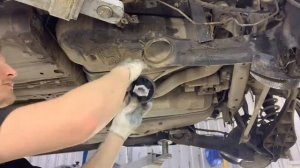 Замена сайлентблоков задних продольных рычагов  Volvo XC60