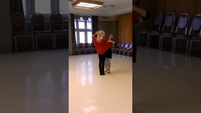 Beginning Foxtrot Routine смотреть онлайн