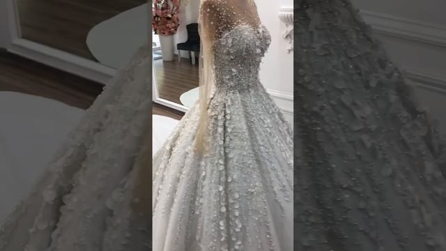 Нежнейшее платье смотреть онлайн