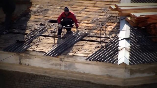 Ремонт кровли. Новомосковск. ул.Садовского д 28А смотреть онлайн