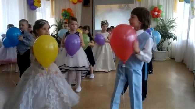 Наш выпускной)) Начало.. Д/c "Снежинка" смотреть онлайн