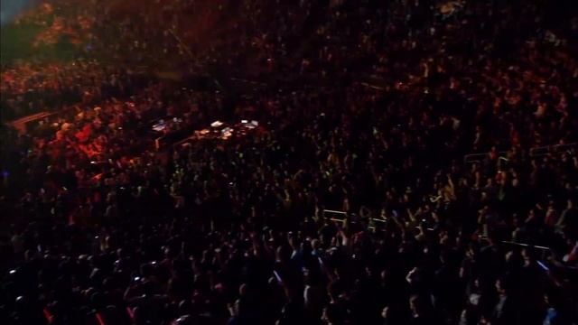 READY STEADY GO [WORLD TOUR 2012 LIVE at MADISON SQUARE GARDEN] смотреть онлайн