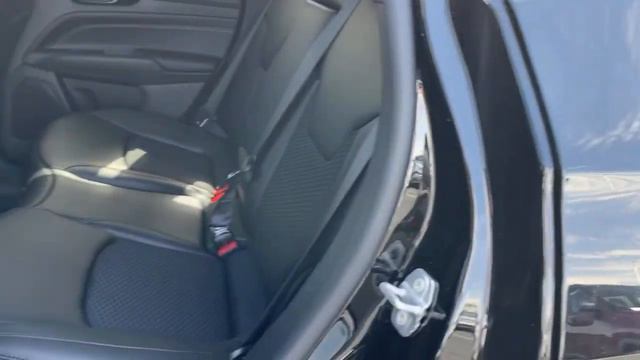 2022 Jeep Compass Victorville, High Desert, Hesperia, Apple Valley, Adelanto, CA 2J5110 смотреть онлайн