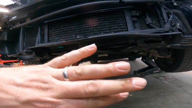 LOOK WHAT I FOUND IN THIS CRASH DAMAGED BENTLEY GT3-R смотреть онлайн