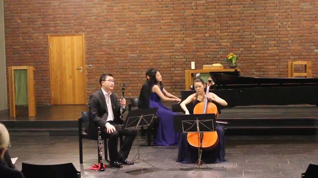 Heitor Villa-Lobos - Bachianas Brasileiras No.5 (Arr. for Clarinet, Cello and Piano) смотреть онлайн