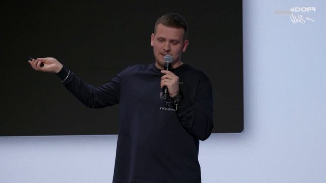 Владимир Разов: ломаем прошивки для получения CVE уязвимостей смотреть онлайн