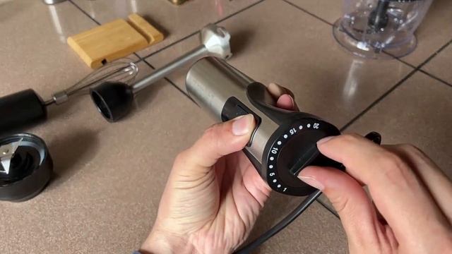 Wollmer G522 Katana - стильный блендер с хорошей комплектацией