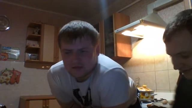 День Рождения У СЕРОГО и ДЕЛАЕМ САЛАТЫ смотреть онлайн