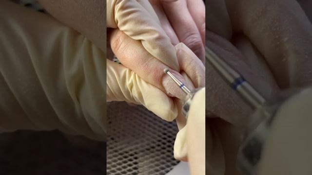 МК Плюсы и минусы аппаратной техники маникюра! смотреть онлайн