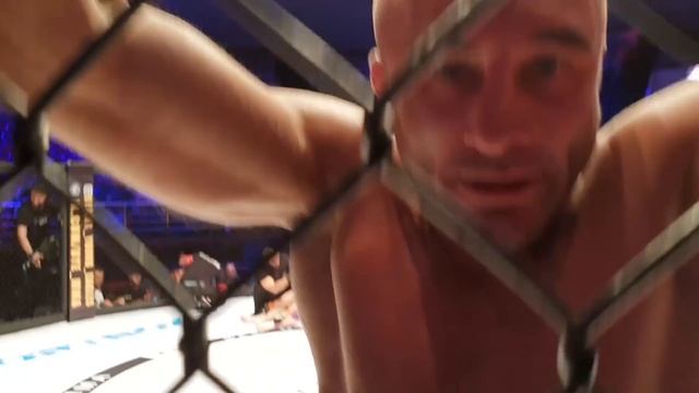 BERKUT Young Eagles 8: Бои и все, что осталось за клеткой смотреть онлайн