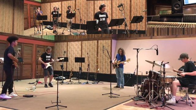 so lonely - m.f.t. (fresh out the booth) смотреть онлайн