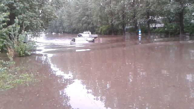 Потоп в Новом городе, Ульяновск смотреть онлайн