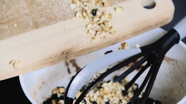 Шоколадный брауни. Постный и очень вкусный!!! смотреть онлайн