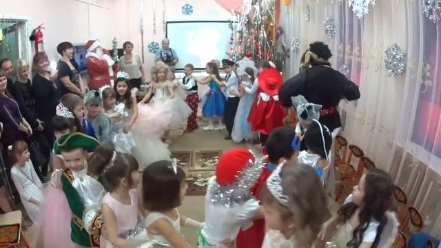 Танец бабы Яги смотреть онлайн