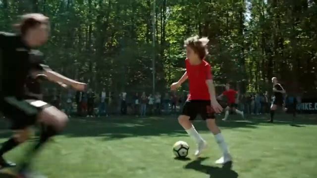 The Korobka* Never Asks – Nike Commercial for Russia (English subs) смотреть онлайн