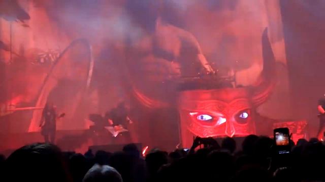 AMON AMARTH - Fafner's Gold // Crack The Sky... @ PARIS - Le Zénith - Nov 25, 2019 смотреть онлайн