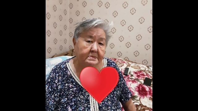 бабуля, вы можете не смотреть я это сделала для неё что бы на телек поставить смотреть онлайн