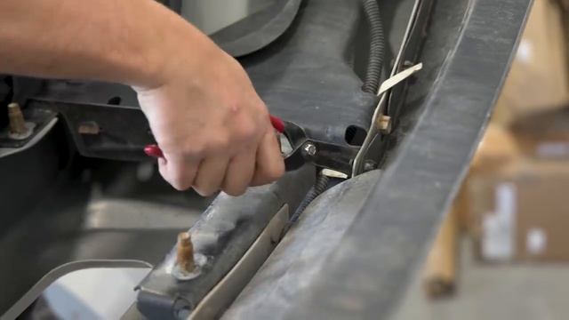 The Final Install For Industrial Injection’s Crashed Ram Truck! смотреть онлайн