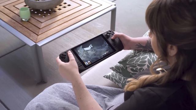 Steam Deck Reactions: Valve is Making a PC Gaming HANDHELD! смотреть онлайн