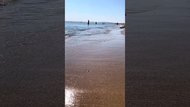 Пляж,посёлок Веселовка,  Краснодарский край.