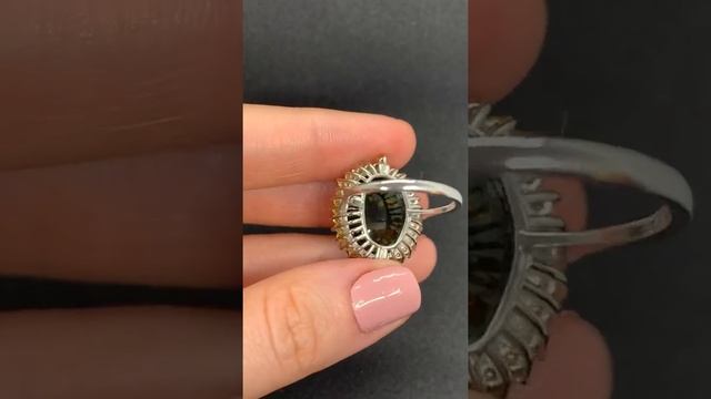 Серебряное кольцо с чёрным опалом и желтыми сапфирами смотреть онлайн