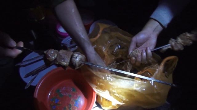 Рыбалка на Москва реке. Донки, лещ, природа, отдых. смотреть онлайн