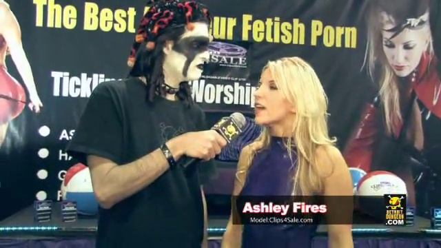 VJ interviews Ashley Fires @ the Adult Entertainment Expo смотреть онлайн