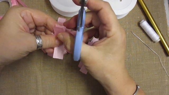 Grosgrain Flower - Organza Flower & Creating a Cluster Flower Tutorials - Part 1 - jennings644 смотреть онлайн