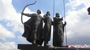 Памятник основателям Киева: Кий, Щек, Хорив и Лыбидь, Киев, Украина