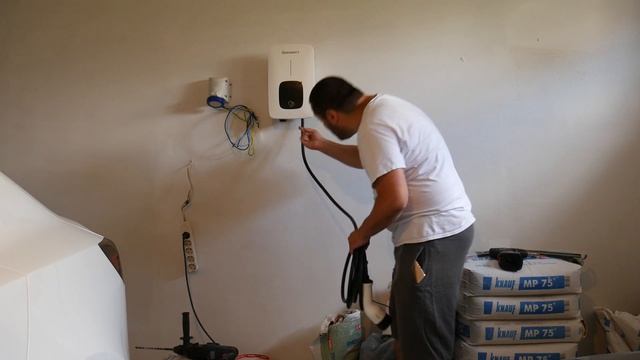 Growatt Thor EV Charger Installation смотреть онлайн