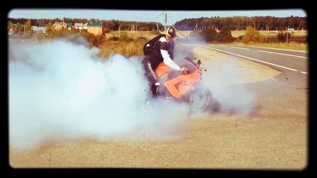 KAWASAKI ZX10R смотреть онлайн