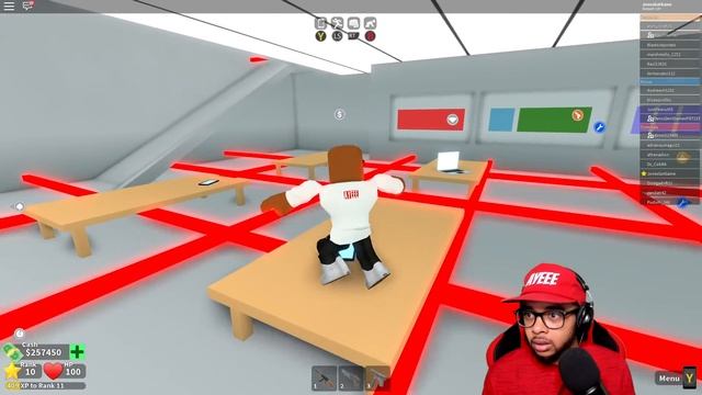 ROBBING THE APPLE STORE IN ROBLOX MAD CITY *UPDATE* смотреть онлайн
