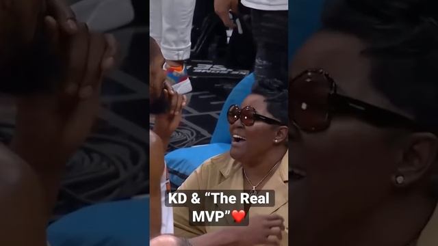 Kevin Durant & His Mother Share a Great Moment After The Suns Game 4 W! ❤️?| #Shorts смотреть онлайн