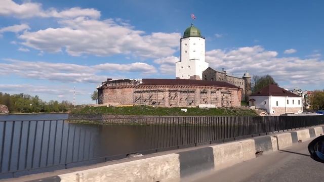Шаверма в Выборге, таксист-революционер и волшебный парк Монрепо смотреть онлайн
