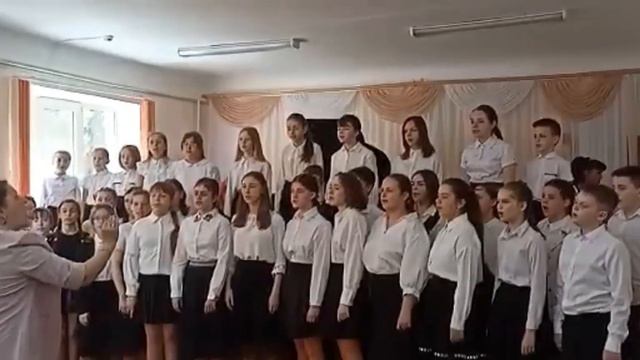 Хор "Акварель" - «Вечное детство» Музыка: Г. Струве, слова: К.Ибряева смотреть онлайн