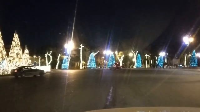 ŞÖVKƏT ƏLƏKBƏROVA - BAKI GECƏLƏRİ VƏ BAKIDA QURULAN YOLKALAR