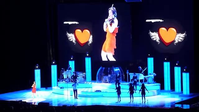 Rod Stewart "First Cut Is The Deepest" - Oracle Arena, 4.20.11 смотреть онлайн