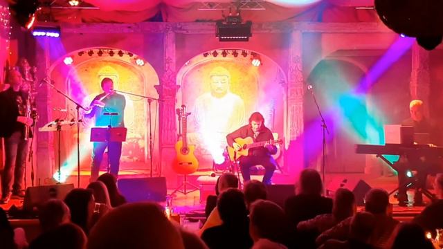 Hands of the Priestess Live смотреть онлайн
