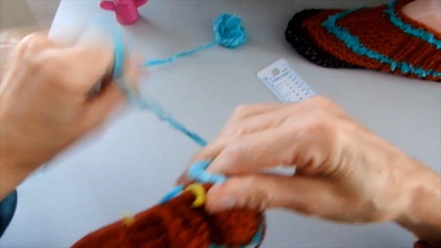 МК ДОМАШНИЕ ТАПОЧКИ СЛЕДОЧКИ НА 2СПИЦАХ ОДИН ШОВ ЗА ВЕЧЕР ДЛЯ НАЧИНАЮЩИХ "TALLINN"! | HONEY AND ANA смотреть онлайн