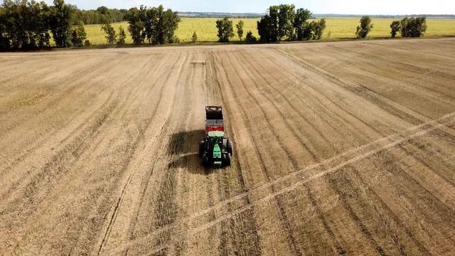 Универсальный полуприцеп РУФ 381 с функцией навозоразбрасывания смотреть онлайн