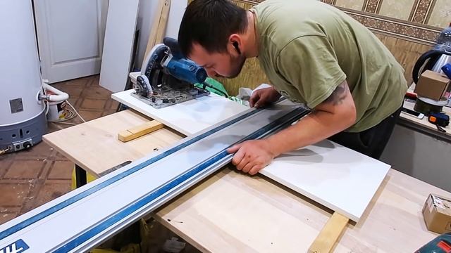 СТИЛЬНА КУХНЯ своими руками / Дизайн маленькой кухни самому / Мебель своими руками смотреть онлайн