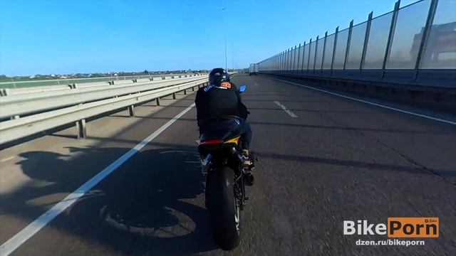 Insta 360 x2 на мотоцикле смотреть онлайн