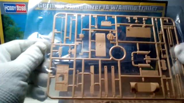 обзор 80147 HobbyBoss 1/35 Немецкий Flakpanzer IA с прицепом для боеприпасов