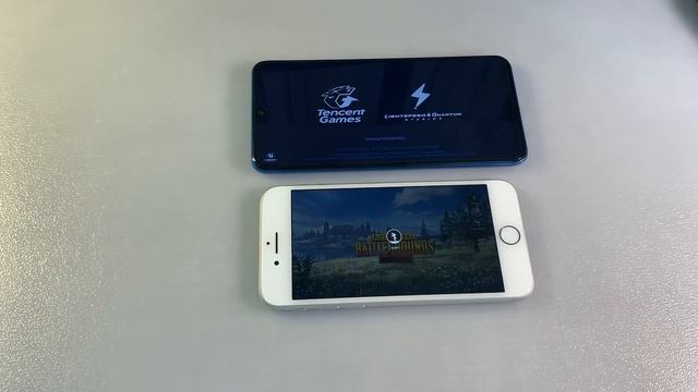 Huawei P30 Lite vs iPhone 8 смотреть онлайн
