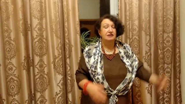 урок 14 She likes meeting new people. Как сказать по-английски, что он (она) любит что-то делать? смотреть онлайн