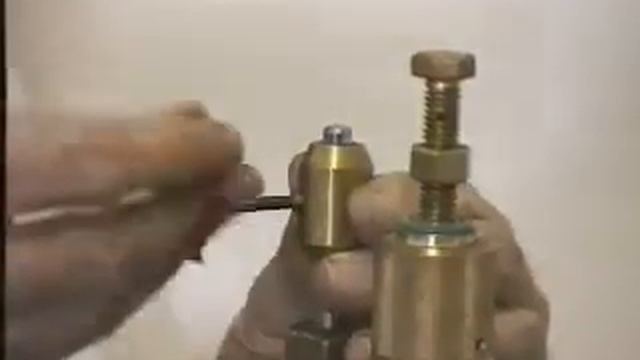 Как разобрать редукционный клапан Honeywell Home DR300